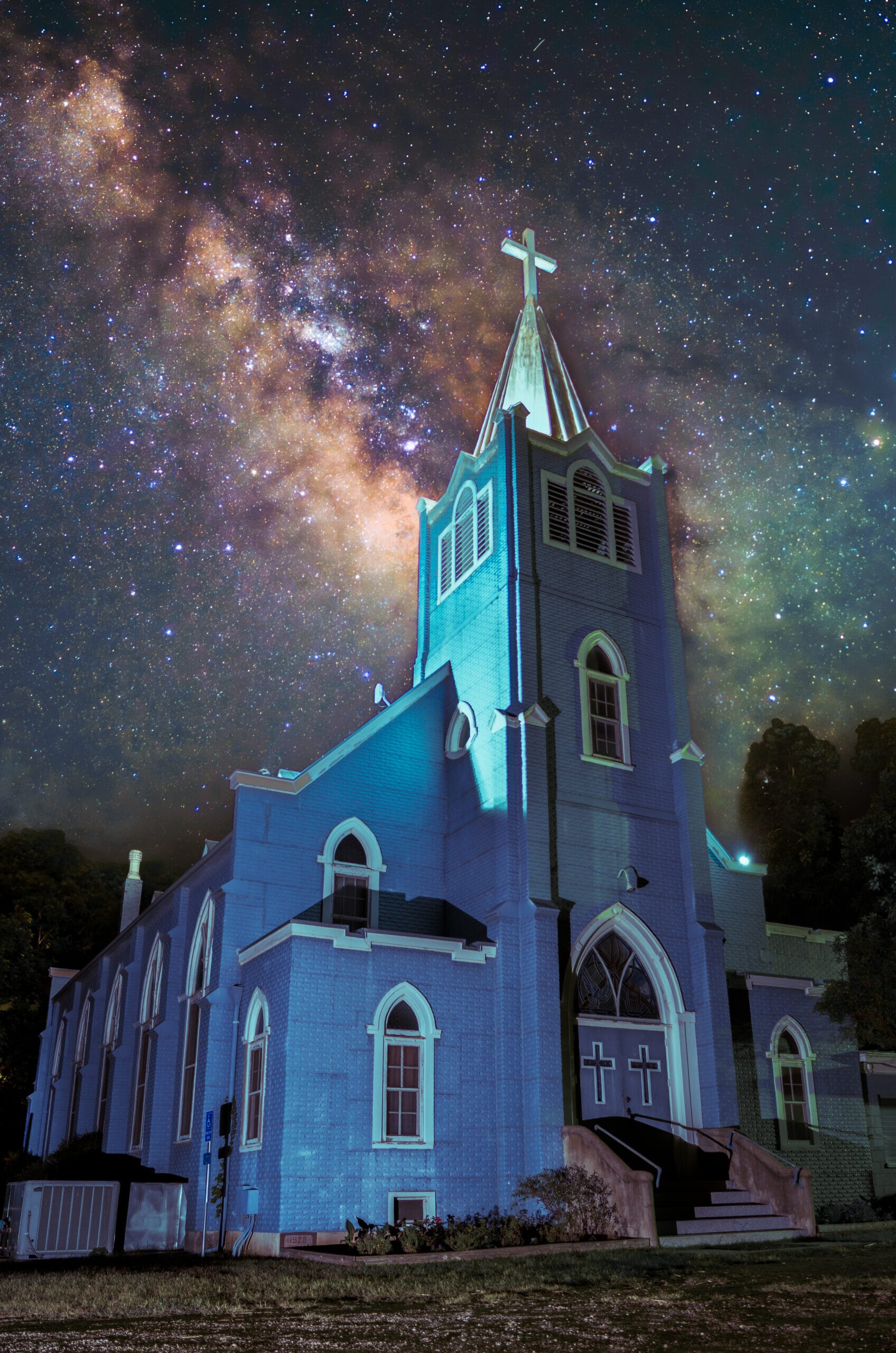 Milky Way Rising -Trinity Lutheran Church